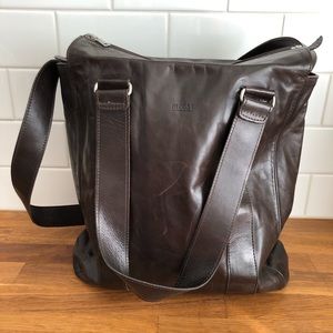 m0851 Chocolate brown small weekend bag WE19